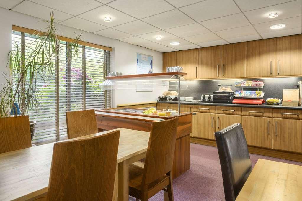 מלון Easton in Gordano Ramada Bristol West מתקנים תמונה
